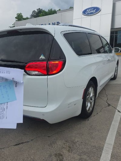 2019 Chrysler Pacifica Touring L Plus