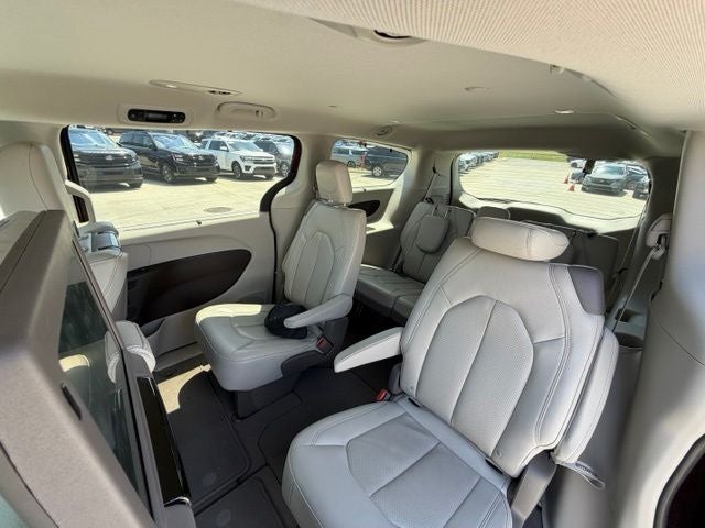 2020 Chrysler Pacifica Touring L Plus