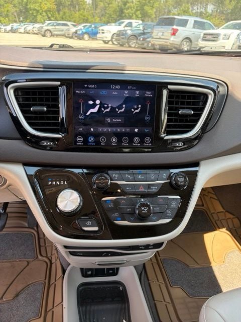 2020 Chrysler Pacifica Touring L Plus