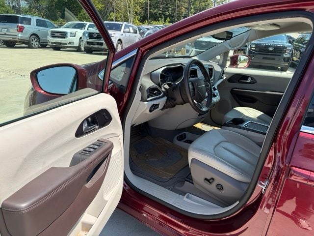 2020 Chrysler Pacifica Touring L Plus