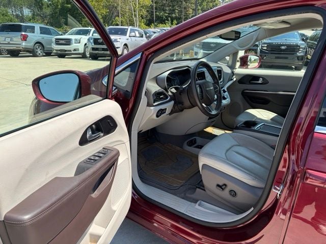 2020 Chrysler Pacifica Touring L Plus