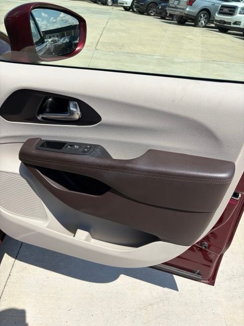 2020 Chrysler Pacifica Touring L Plus