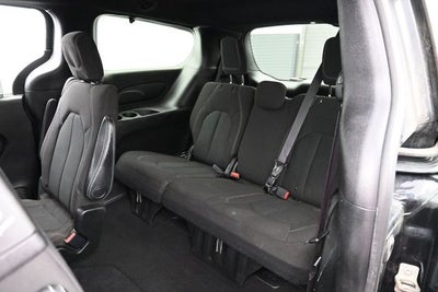2021 Chrysler Pacifica Touring