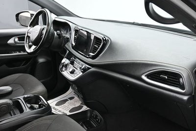 2021 Chrysler Pacifica Touring