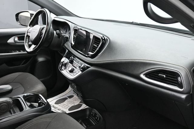 2021 Chrysler Pacifica Touring