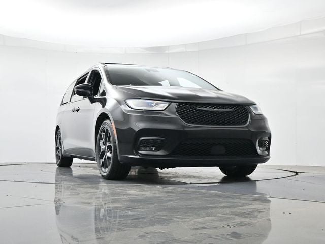 2021 Chrysler Pacifica Touring