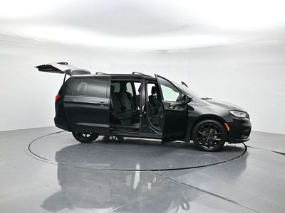 2021 Chrysler Pacifica Touring