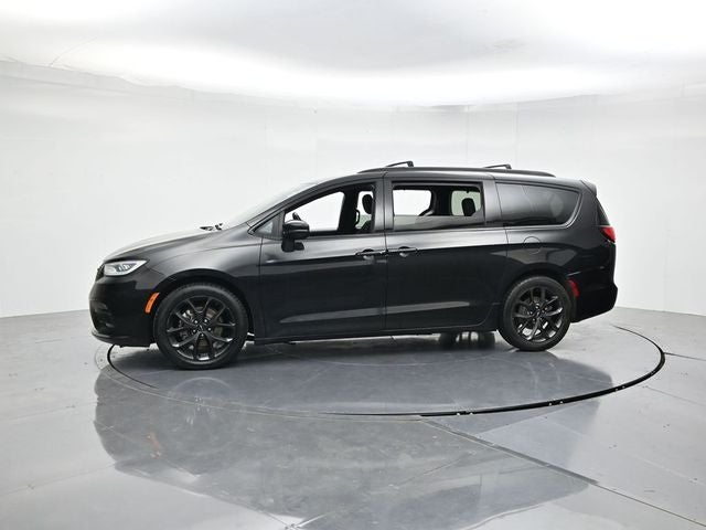 2021 Chrysler Pacifica Touring