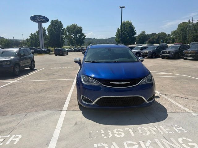 2020 Chrysler Pacifica Hybrid Limited