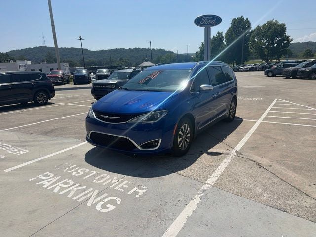 2020 Chrysler Pacifica Hybrid Limited