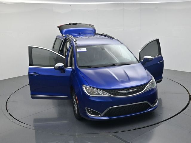 2020 Chrysler Pacifica Hybrid Limited