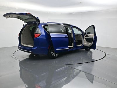 2020 Chrysler Pacifica Hybrid Limited