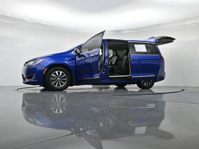 2020 Chrysler Pacifica Hybrid Limited