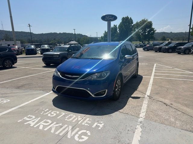 2020 Chrysler Pacifica Hybrid Limited