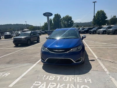 2020 Chrysler Pacifica Hybrid Limited