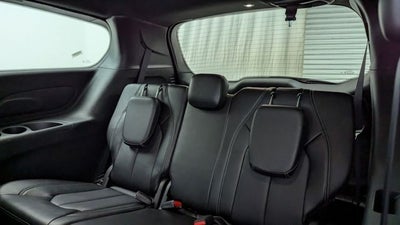 2025 Chrysler Pacifica Hybrid Select