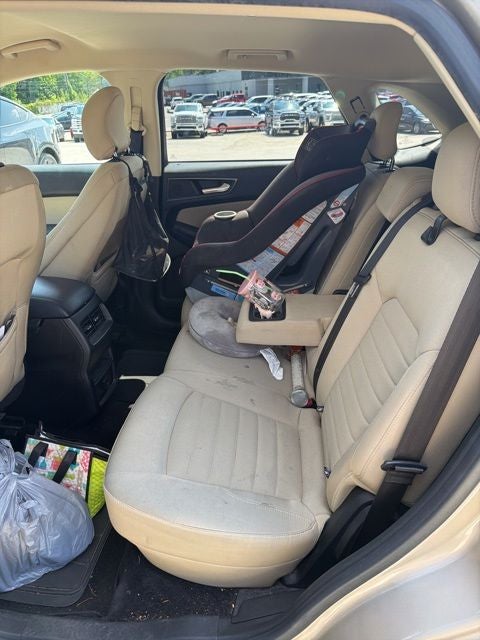 2017 Ford Edge SE