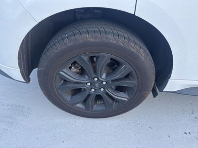 2022 Ford Edge SE