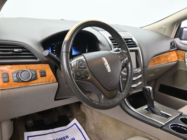 2014 Lincoln MKX Base