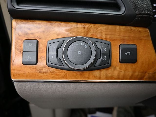 2014 Lincoln MKX Base
