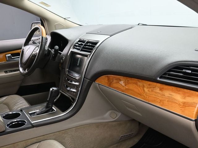 2014 Lincoln MKX Base