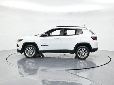 2023 Jeep Compass Latitude Lux