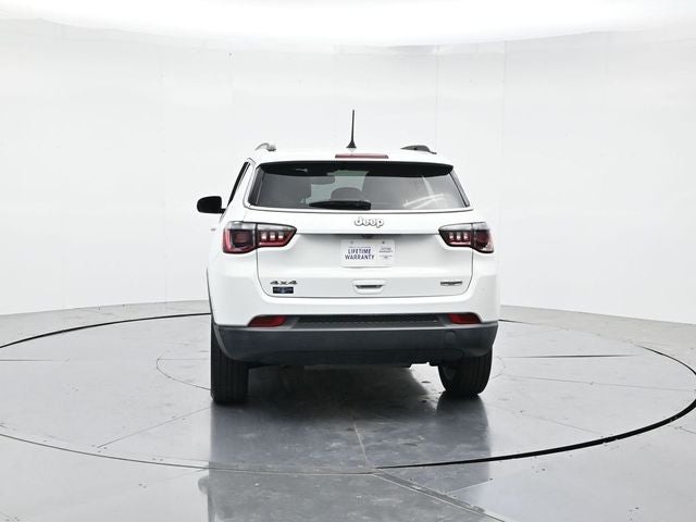 2023 Jeep Compass Latitude Lux