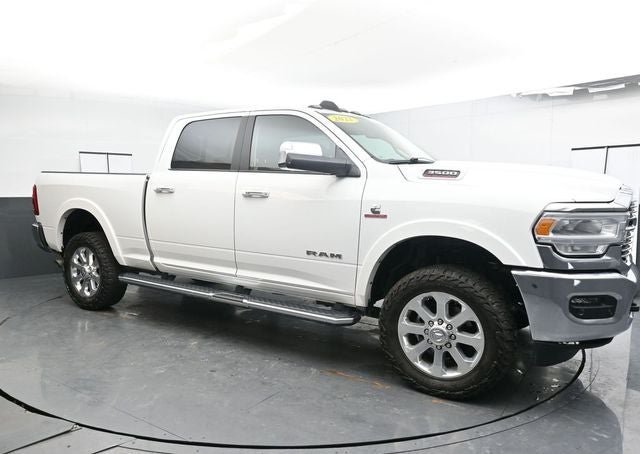 2022 RAM 3500 Laramie 20" Wheels Leather-Trimmed Seats