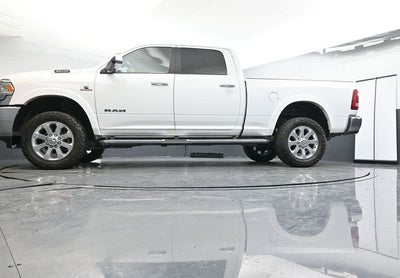 2022 RAM 3500 Laramie 20" Wheels Leather-Trimmed Seats