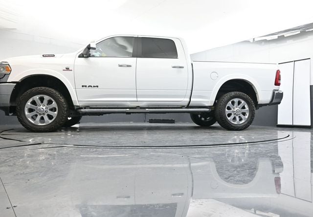 2022 RAM 3500 Laramie 20" Wheels Leather-Trimmed Seats