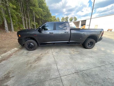 2024 RAM 3500 Laramie