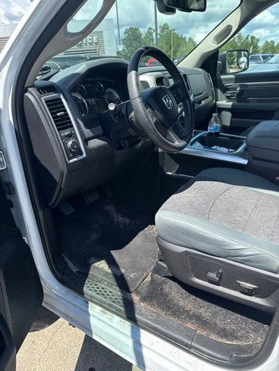 2017 RAM 1500 SLT
