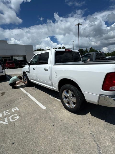 2017 RAM 1500 SLT