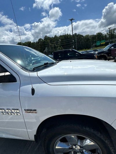 2017 RAM 1500 SLT