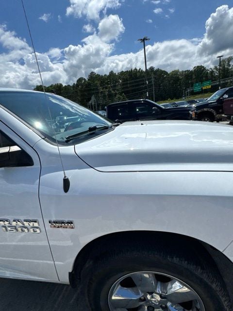 2017 RAM 1500 SLT