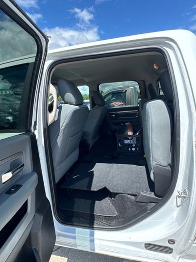 2017 RAM 1500 SLT