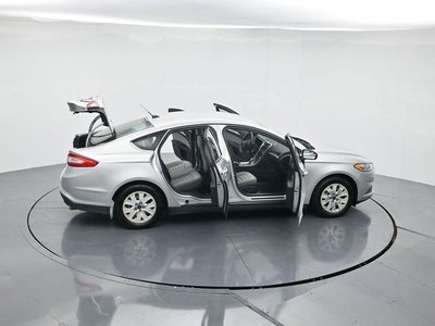 2014 Ford Fusion S
