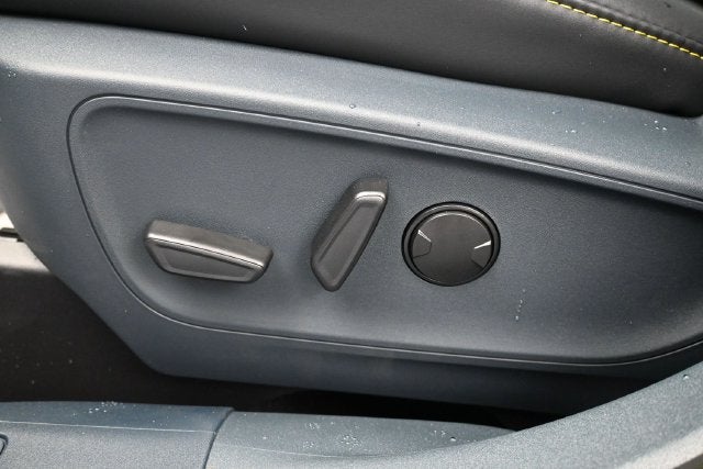 2026 Ford Maverick Lobo Standard Moonroof