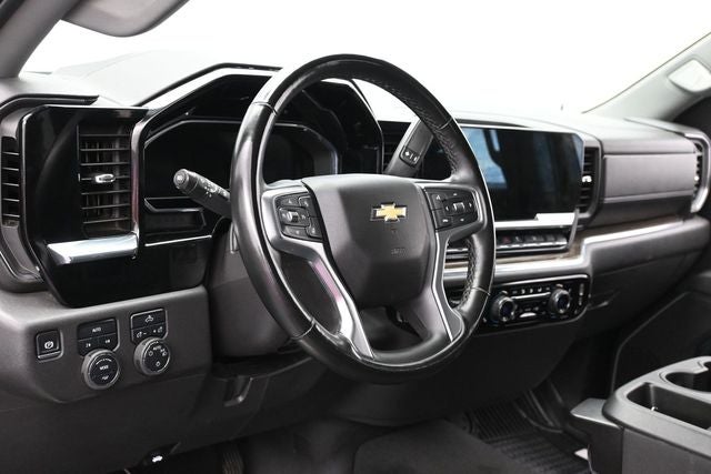 2025 Chevrolet Silverado 1500 LT LT1