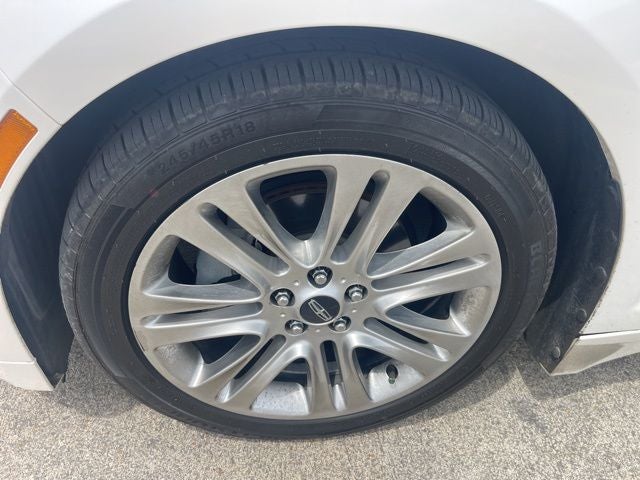 2014 Lincoln MKZ Hybrid Base