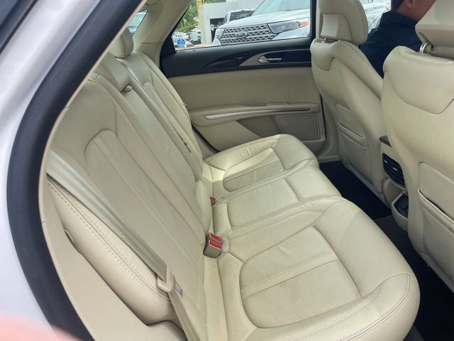 2014 Lincoln MKZ Hybrid Base