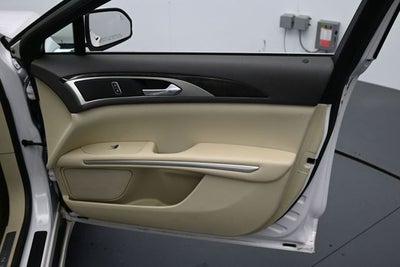 2014 Lincoln MKZ Hybrid Base