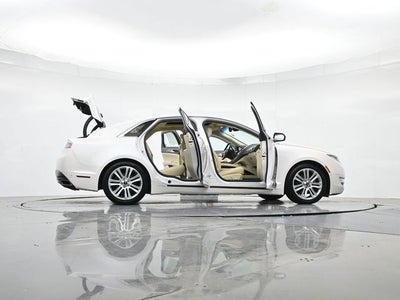 2014 Lincoln MKZ Hybrid Base