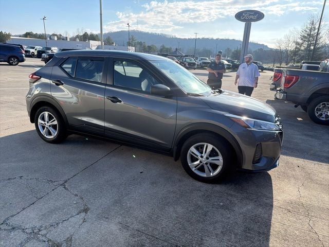 2024 Nissan Kicks S