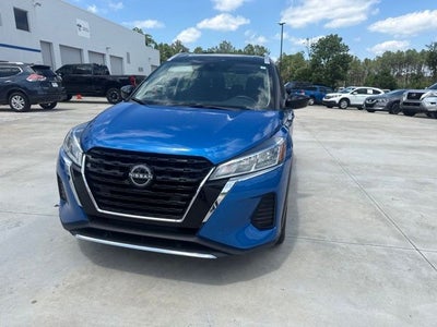 2023 Nissan Kicks SV