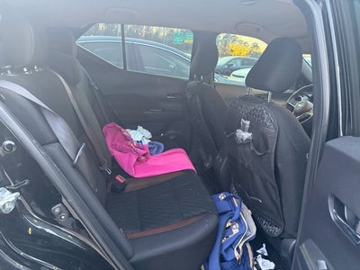 2021 Nissan Kicks SR