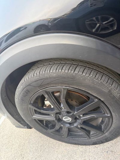 2021 Nissan Kicks SR