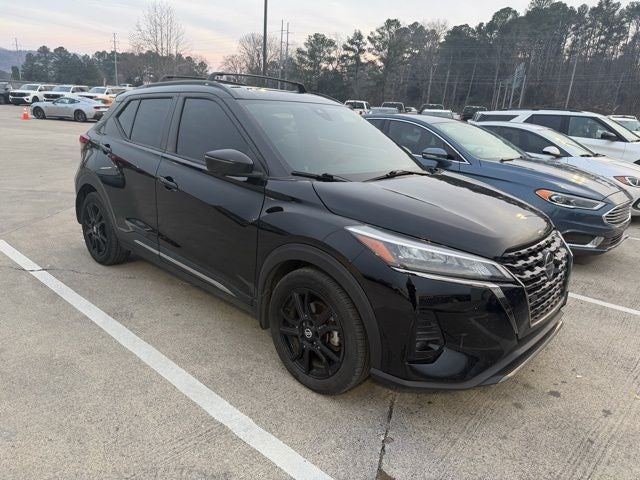 2021 Nissan Kicks SR