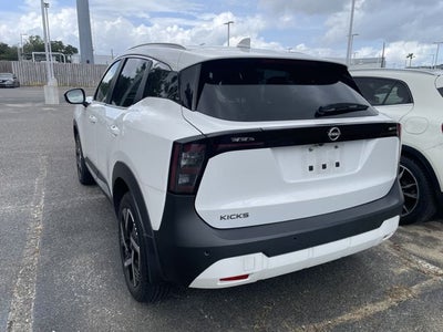 2025 Nissan Kicks SV