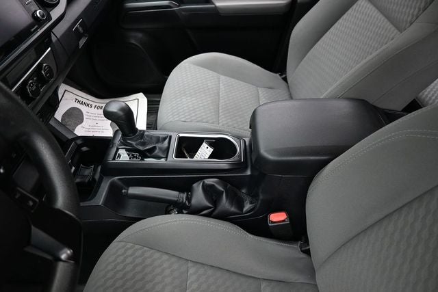2022 Toyota Tacoma SR V6